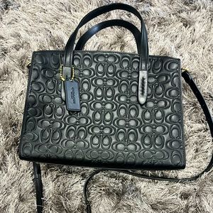 Signature Leather Charlie 28 carryall